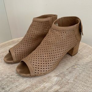 Mimosa open toes heels tan leather sandals